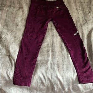 Gym shark leggings
